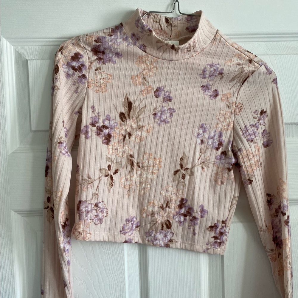 H&M floral crop top long sleeve